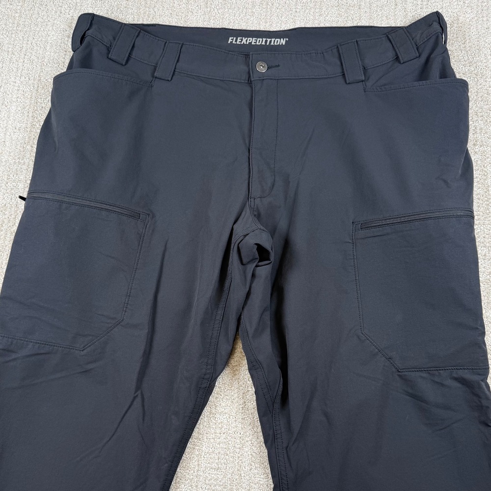 Duluth Trading Co Mens 44x30 Black Flexpedition Relaxed Fit Nylon Cargo Pants